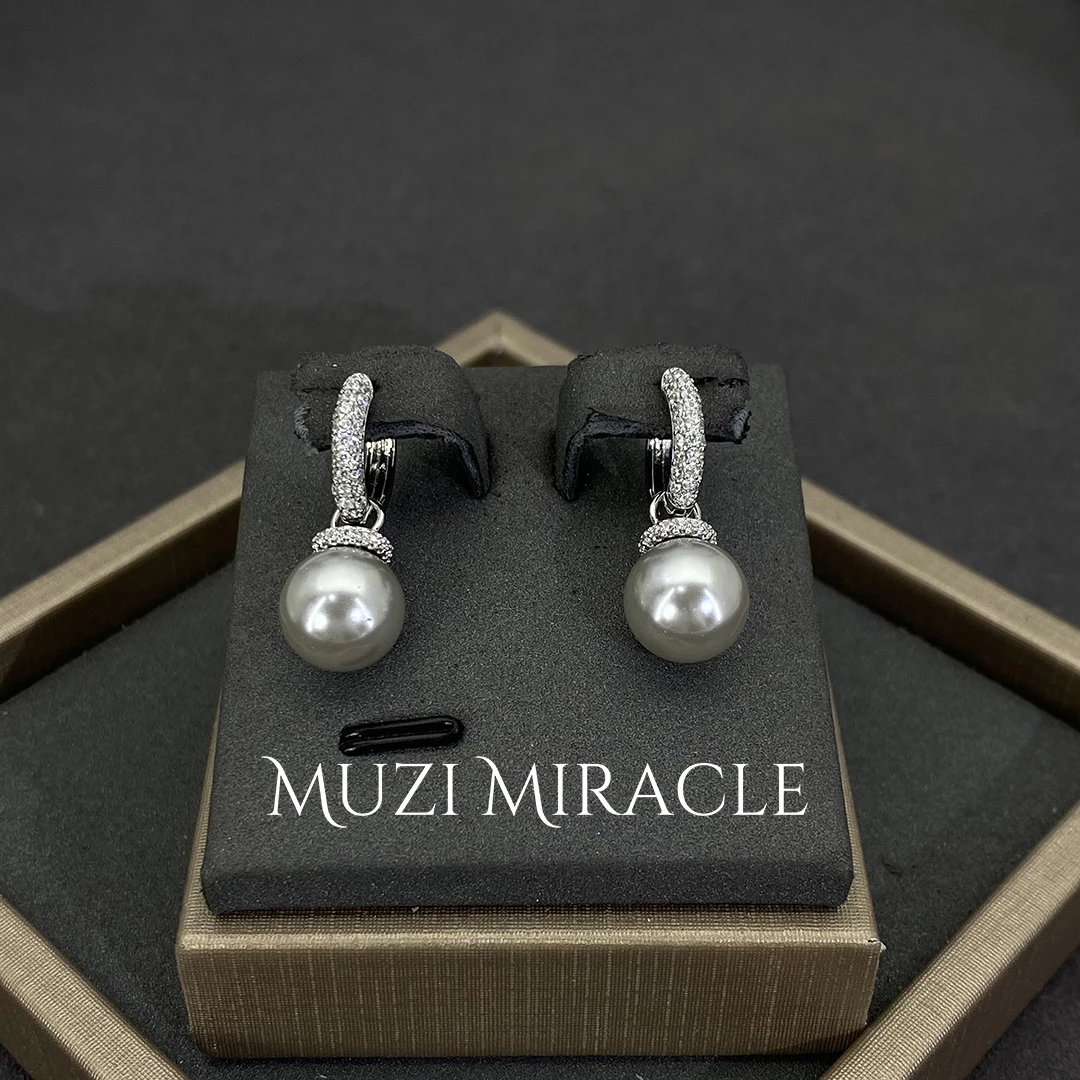 铜合金合成锆石耳饰 MZM银灰色珍珠镶锆石百搭时尚简约耳扣6907