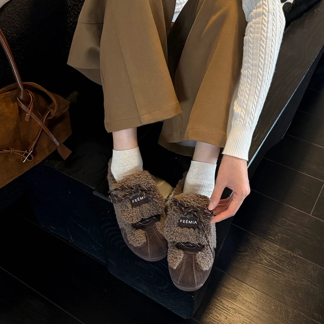 小发喵「暖绒系带复古德训鞋｜冬日潮奢高级腔调满」