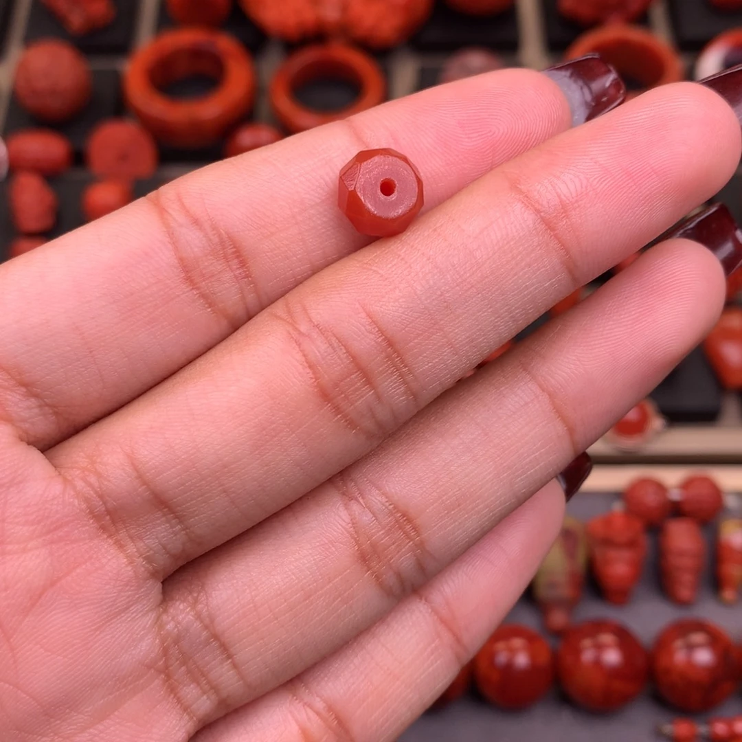 南红玛瑙未镶嵌无相隔片8+