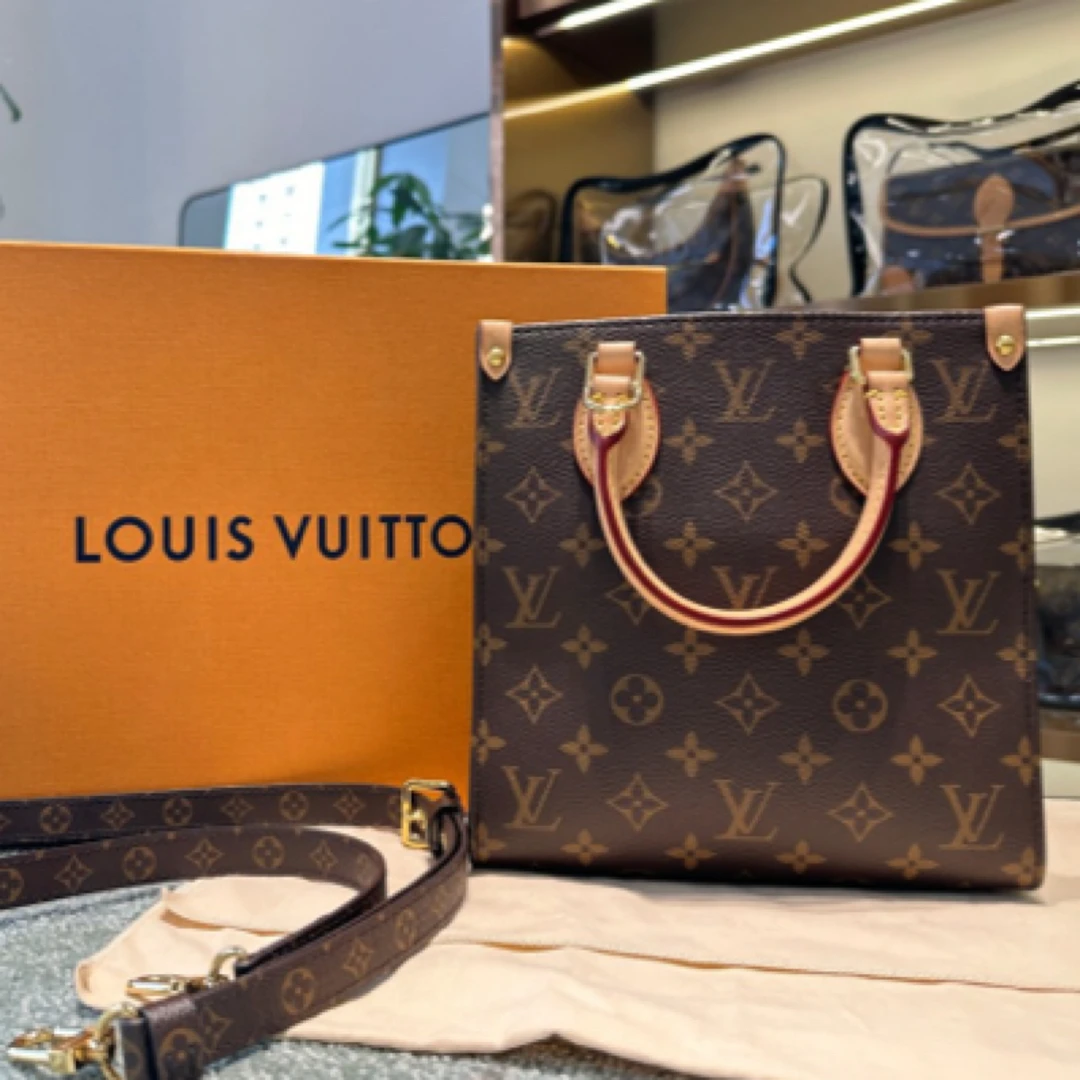 99新 LouisVuitton/路易威登 琴谱bb 芯片
