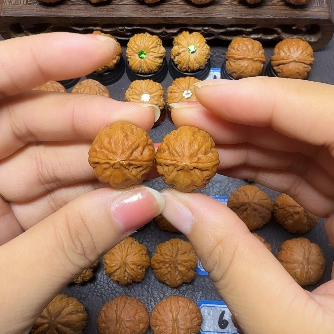 文玩核桃把件22尺小金豆001