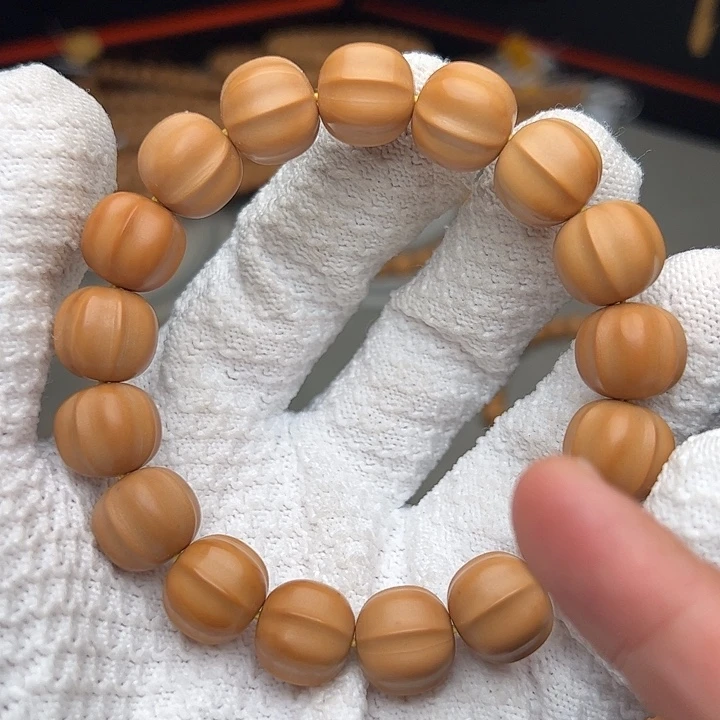 猴头核桃手串，龙岩鲨鱼微瑕