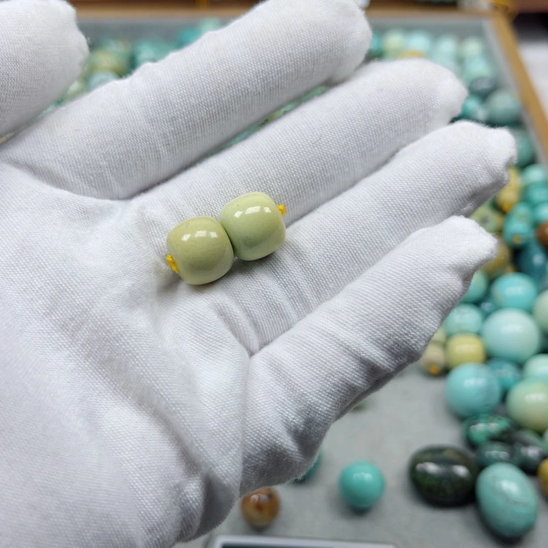 绿松石未镶嵌挂件