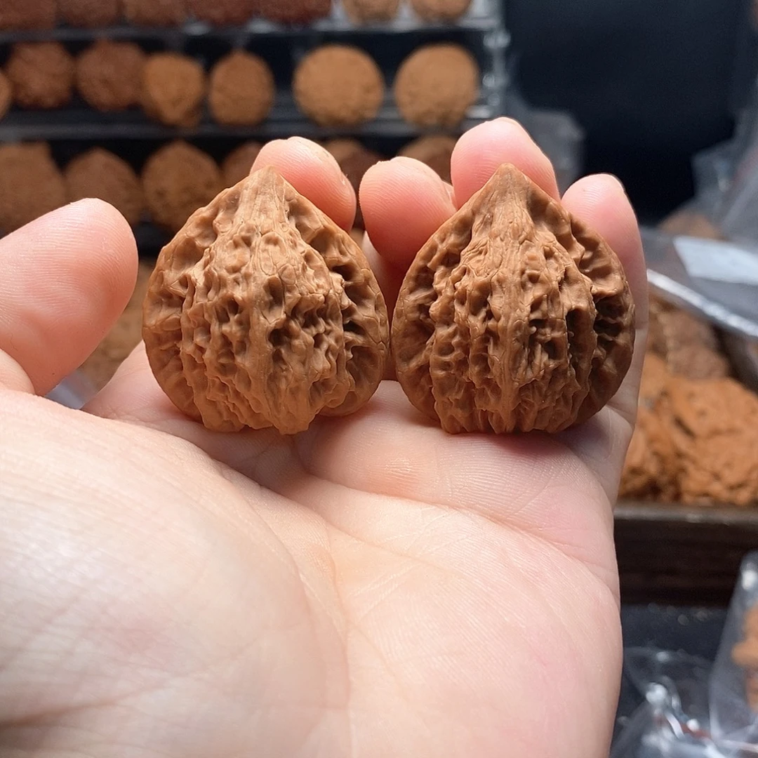 1文玩核桃平谷昊天冠35-298