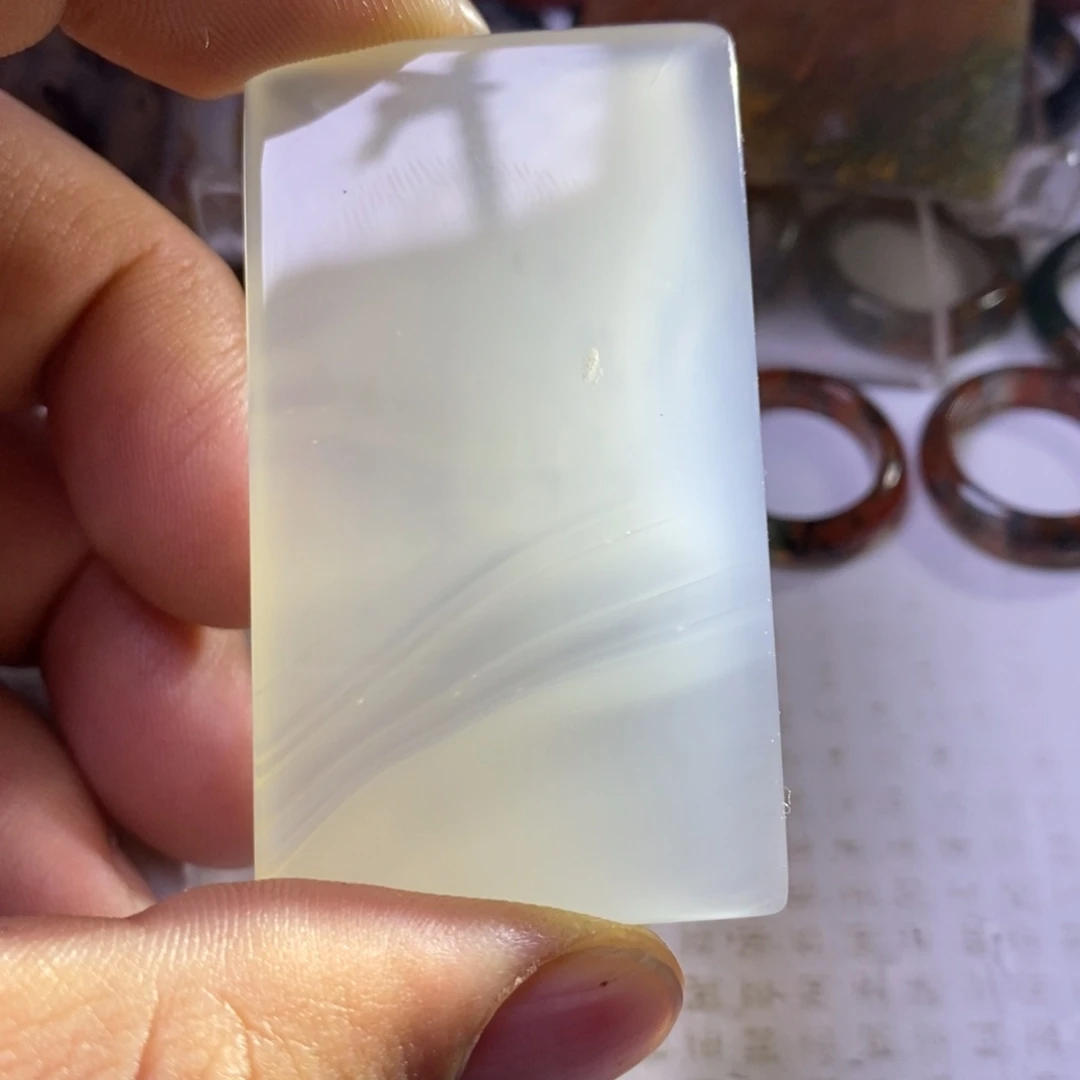 玛瑙/玉髓颈饰未镶嵌珍*