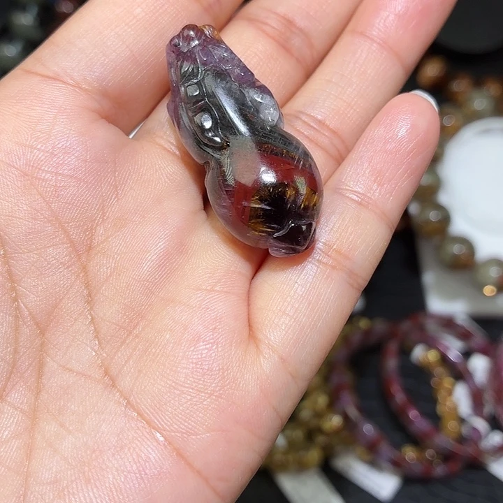 颈饰水晶未镶嵌极光貔貅