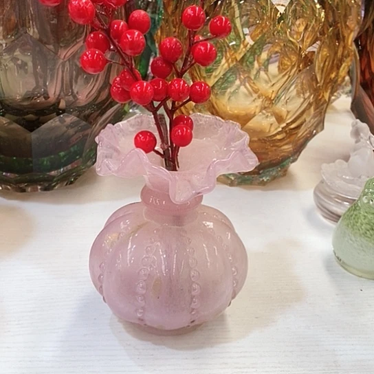 琉璃花瓶高13厘米口径2厘米