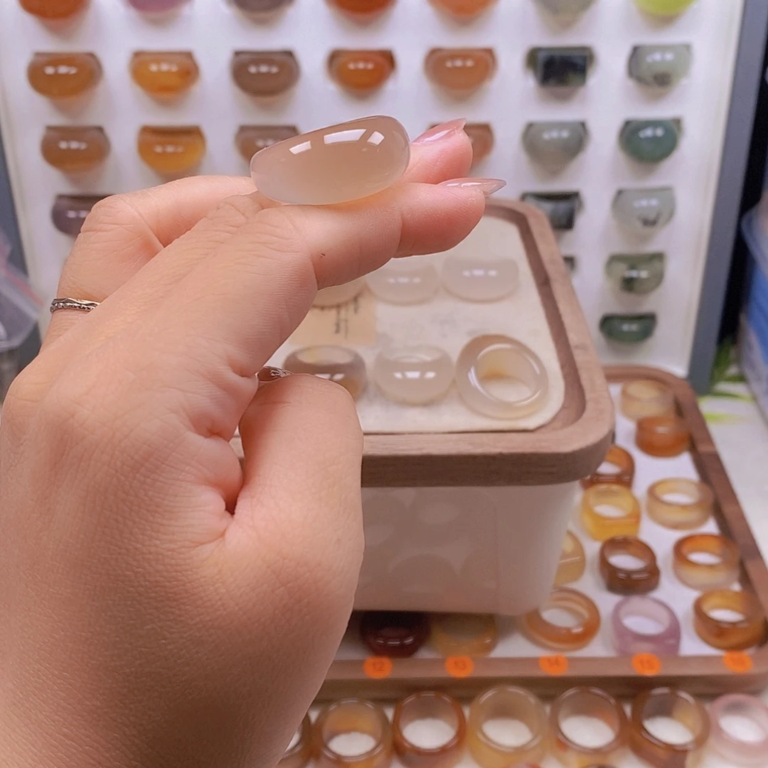 中***二玛瑙/玉髓未镶嵌戒指港20