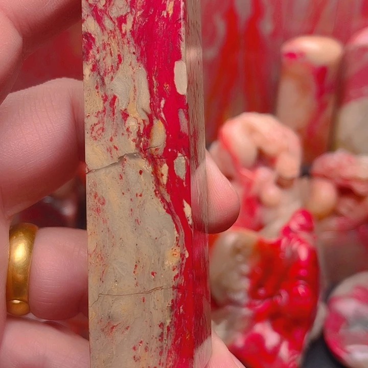 昌化鸡血石用****0昌化鸡血石质地优良