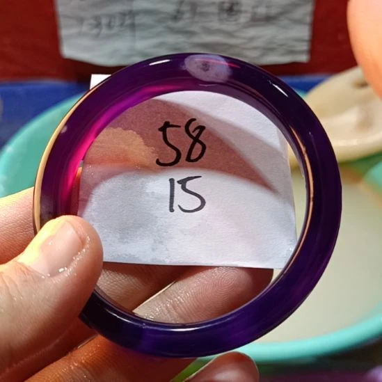 玛瑙/玉髓手镯未镶嵌