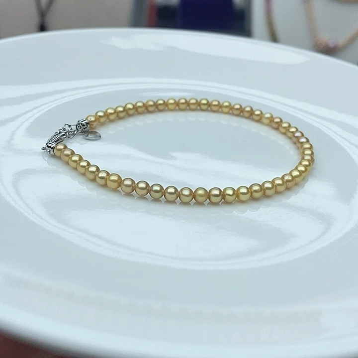 淡水珍珠颈饰未镶嵌