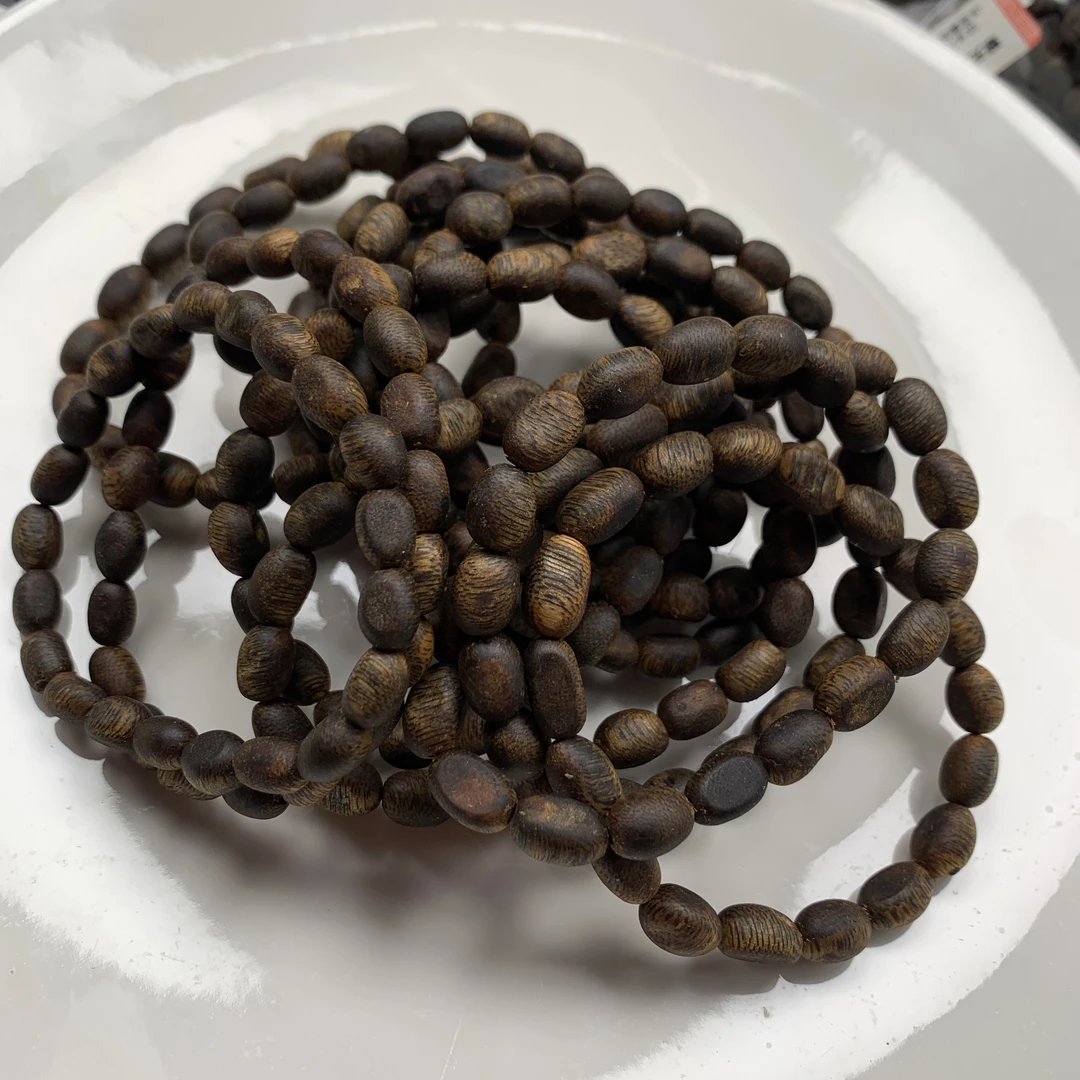 沉香6mm小尺寸随行瘤疤高端海南莺歌绿奇楠沉香手串多样性发一