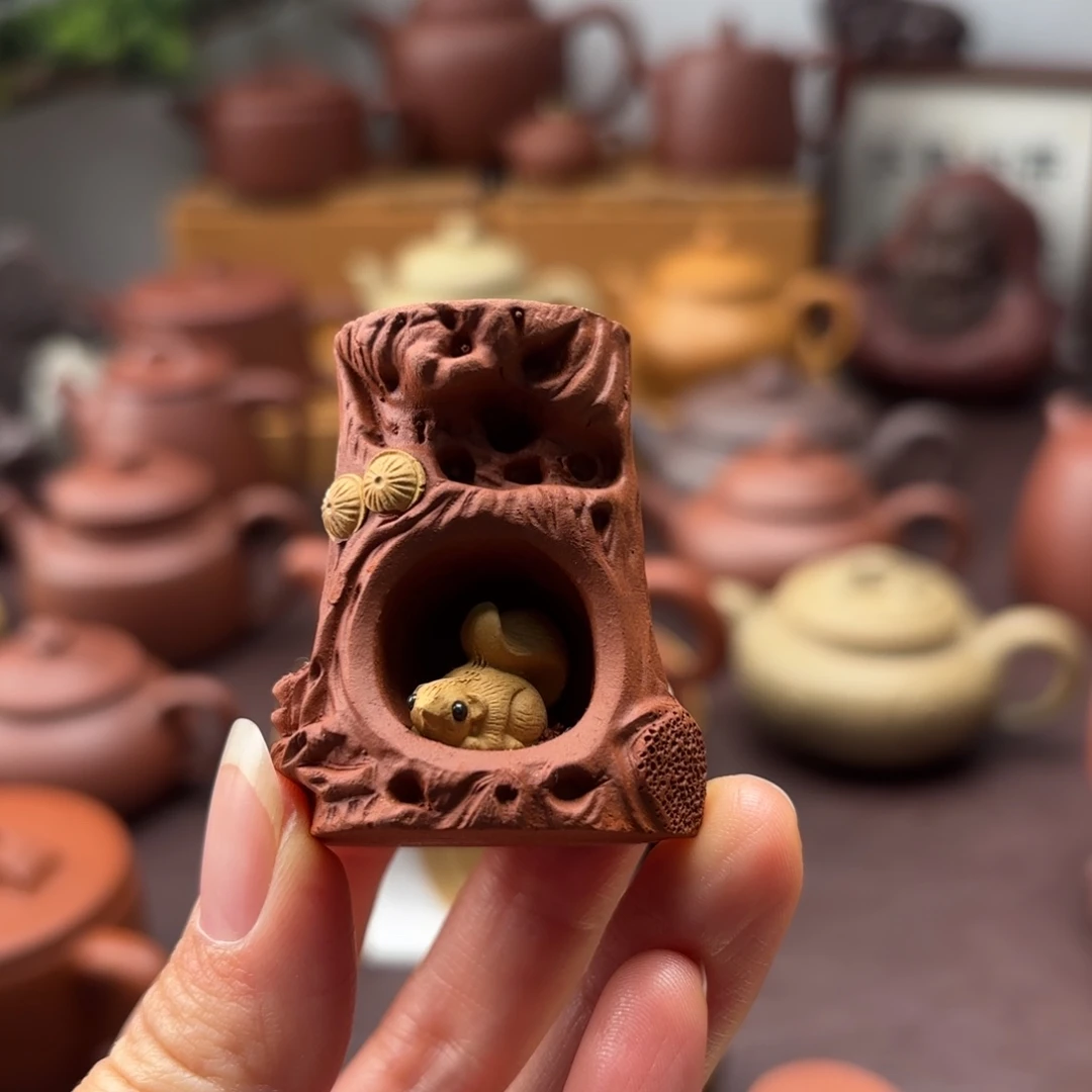 紫砂茶壶茶周边松鼠
