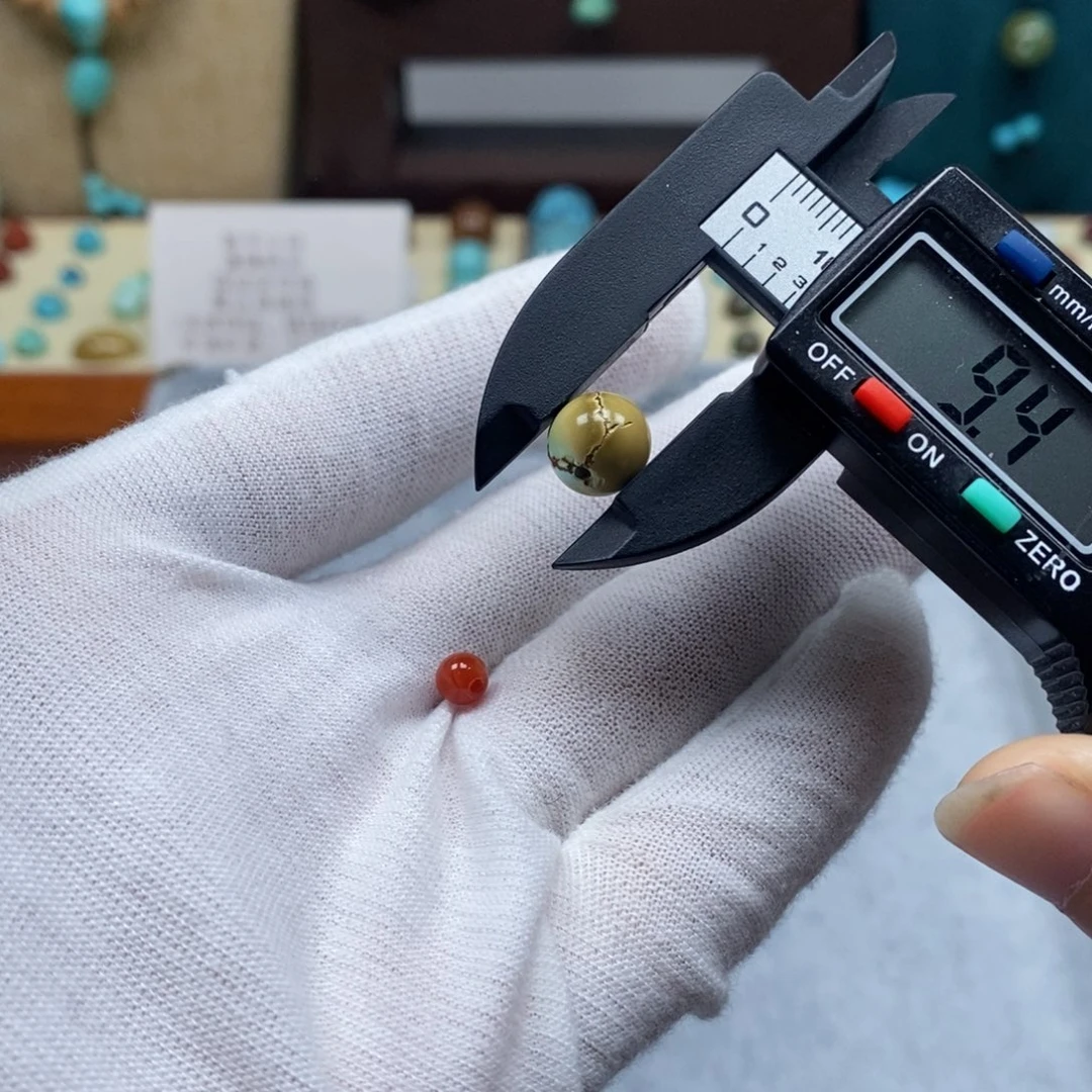 未镶嵌配饰南红玛瑙