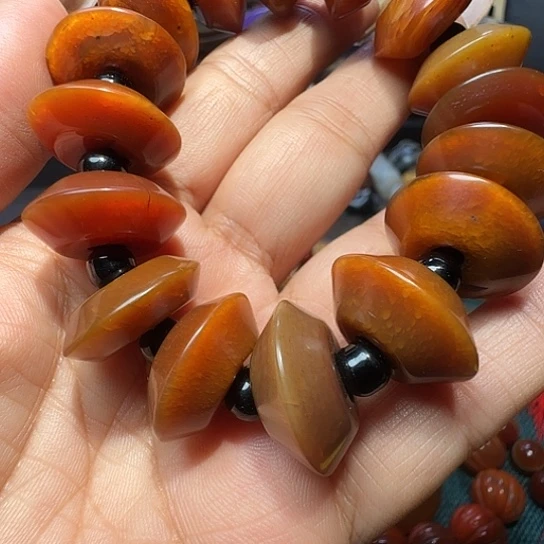 未镶嵌颈饰玛瑙/玉髓