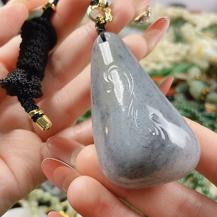 未镶嵌和田玉挂件