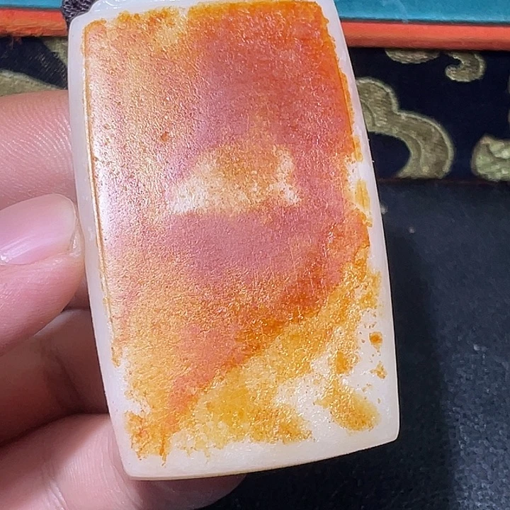 蔡***哥和田玉未镶嵌颈饰CC