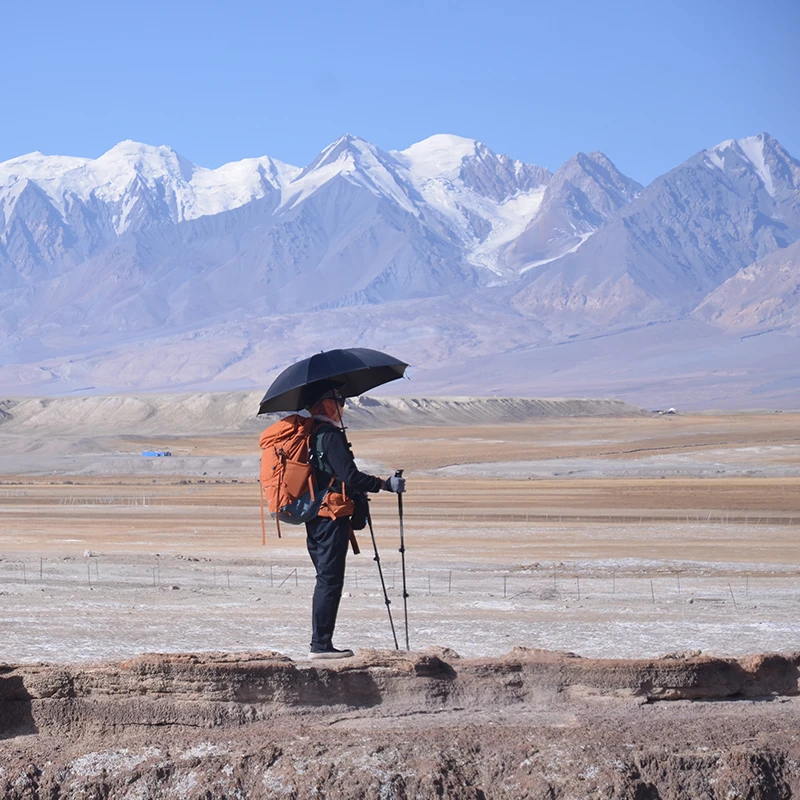 知轻超轻背包夹扣徒步伞户外背包伞扣免手持打伞神器雨伞固定器