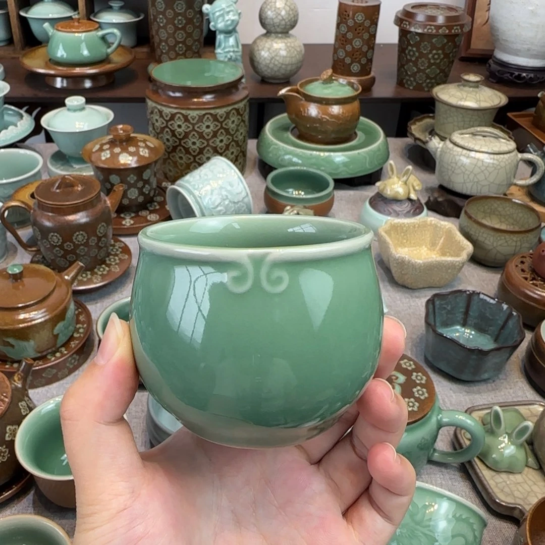 龙泉青瓷梅子青如意主人杯