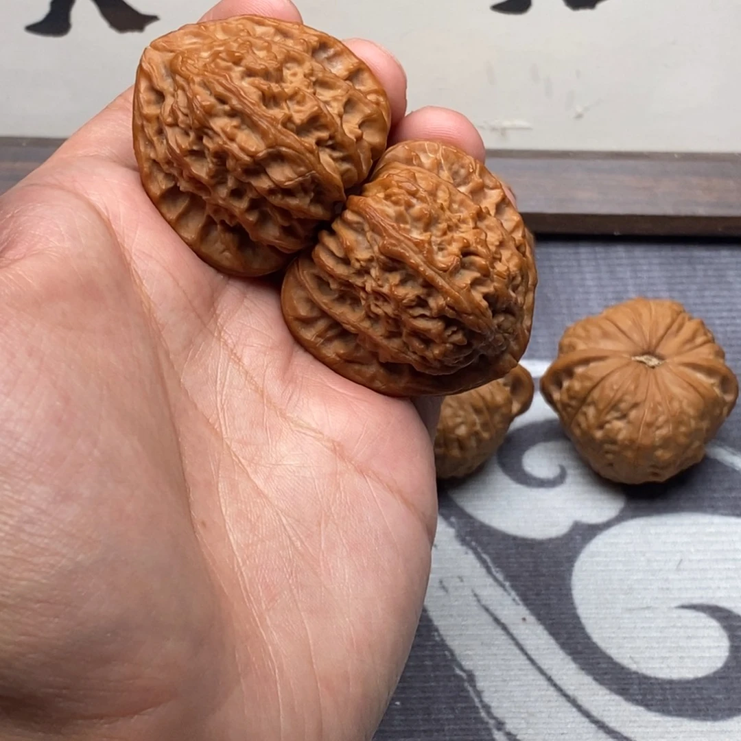 吊坠文玩核桃精配极致三角白41.5（45g