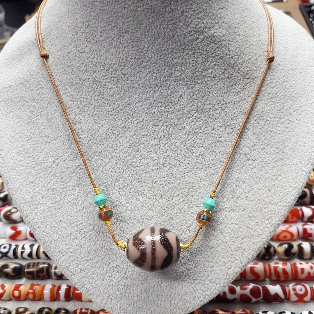 玛瑙/玉髓未镶嵌颈饰