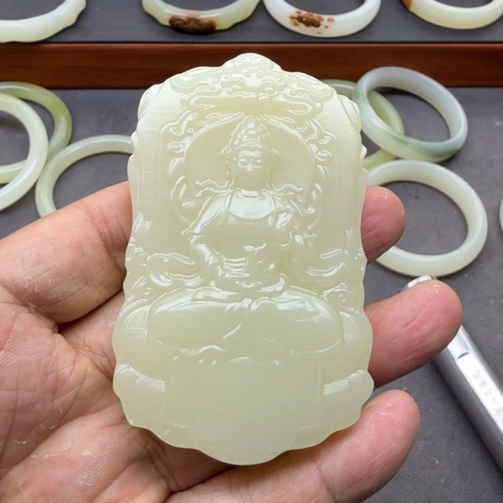 山***子玉五八黄口色大牌子观音吊坠