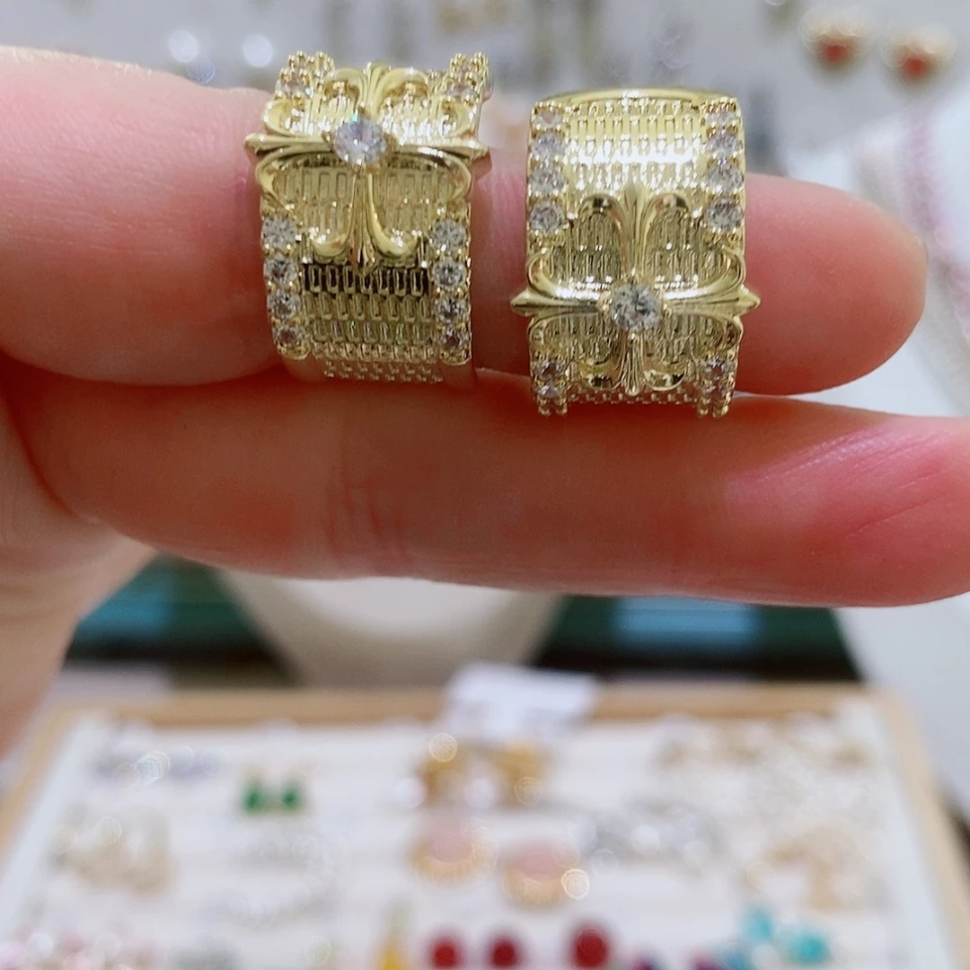 玛瑙/玉髓合金颈饰