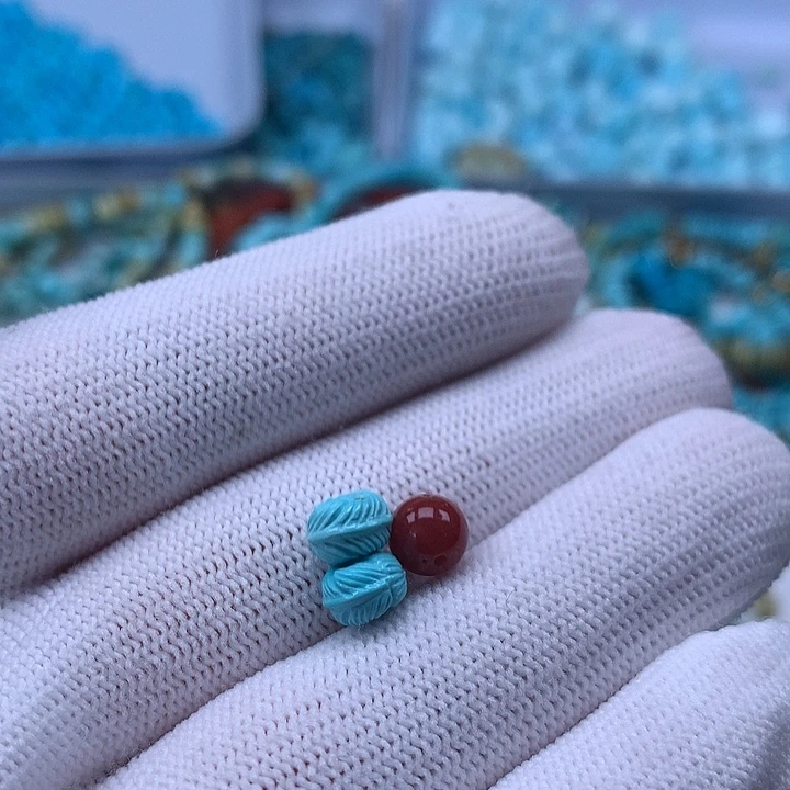 南红玛瑙未镶嵌珠宝奇石