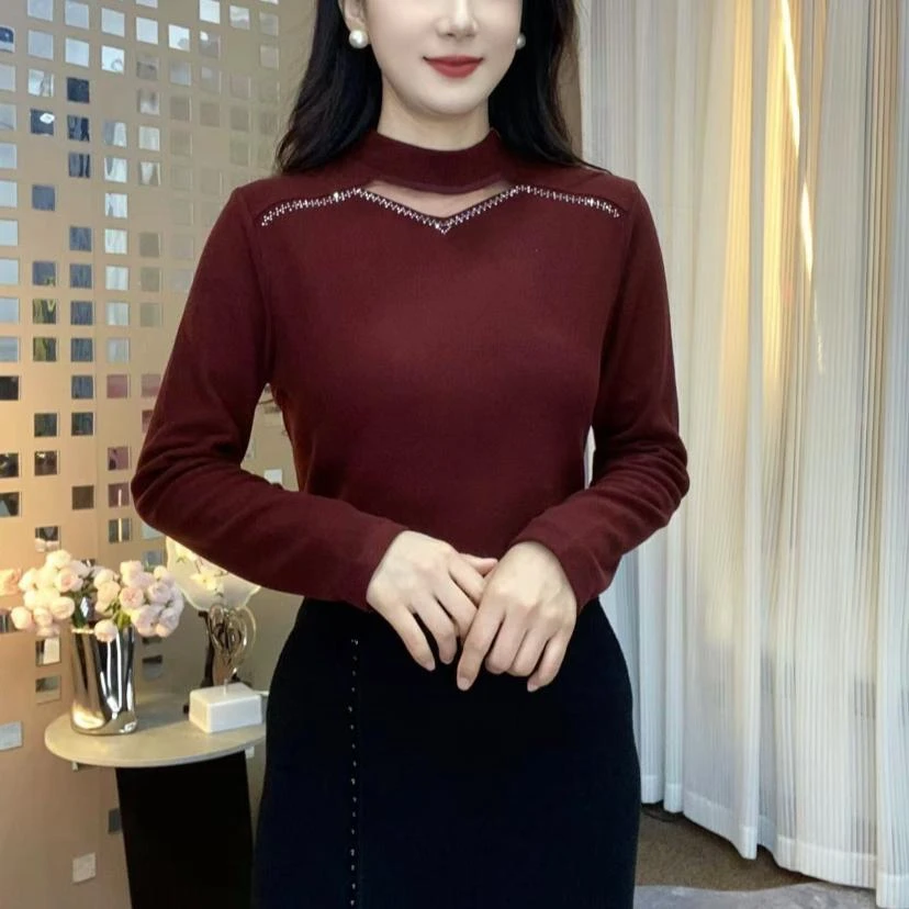 气质半高领镂空烫钻长袖T恤秋冬新款百搭德绒保暖洋气打底衫上衣