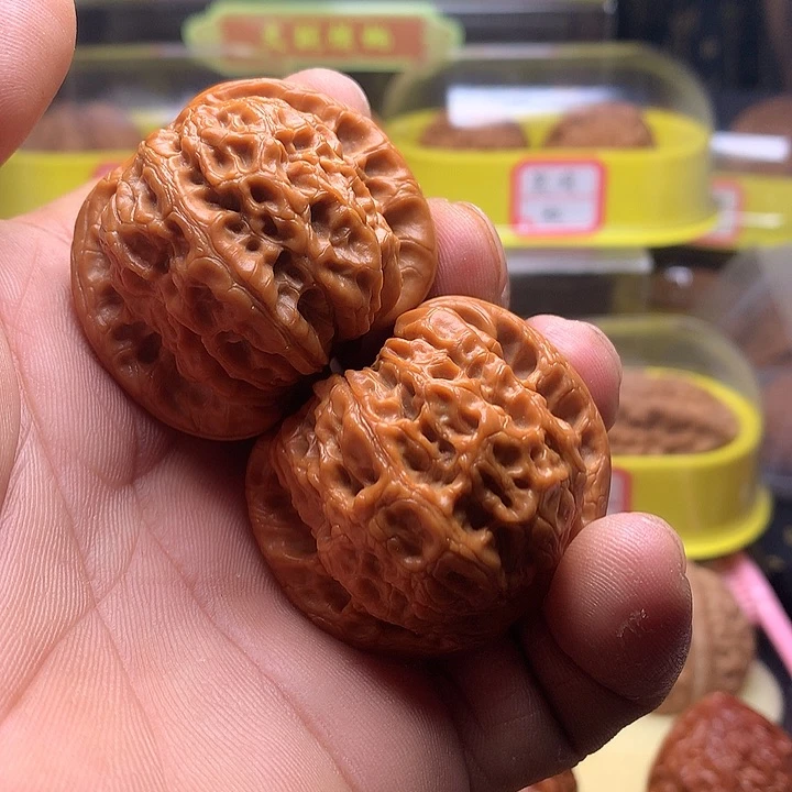 吊坠文玩核桃43血麒麟