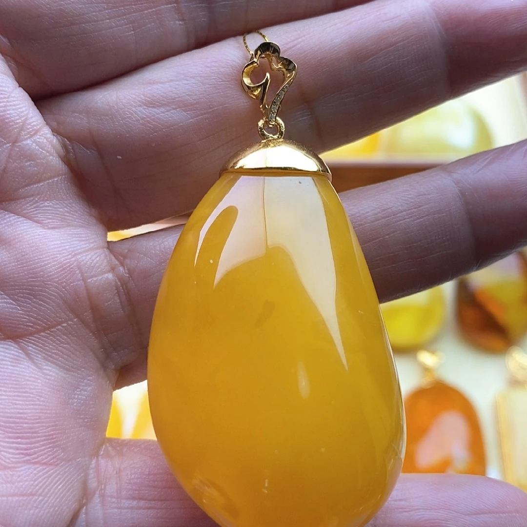 琥珀银S925镀金镶嵌颈饰