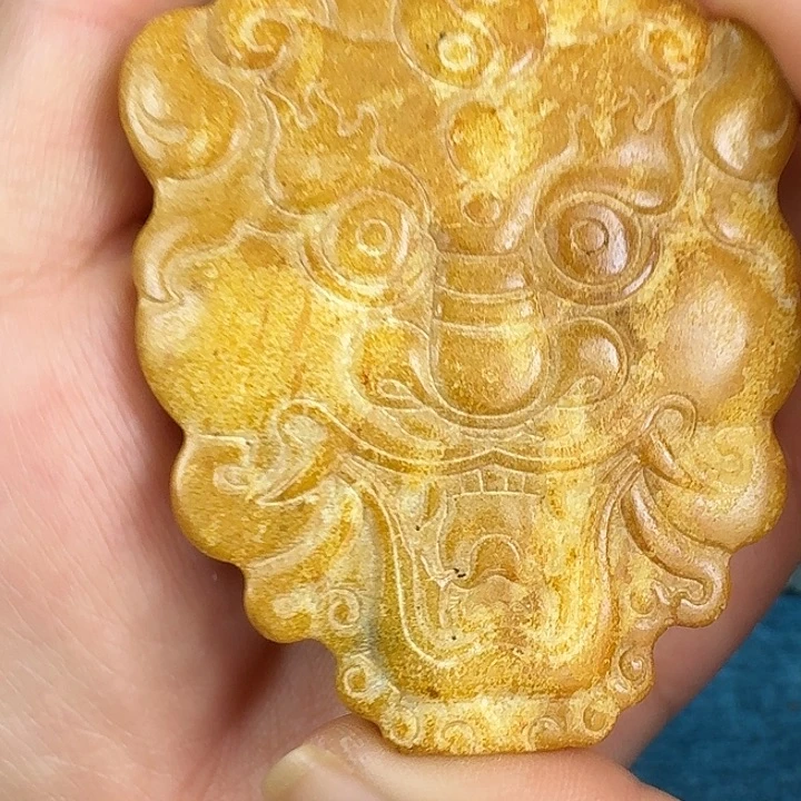 和田玉（糖玉）未镶嵌挂件