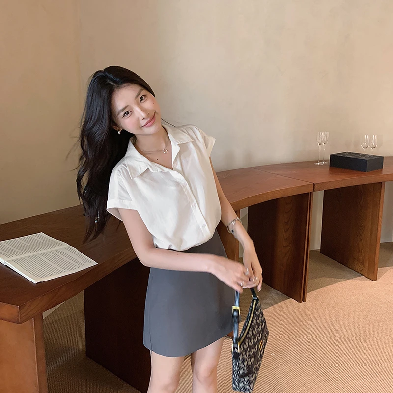 林关关 莱赛尔韩里韩气穿搭小衫白色衬衫薄款宽松上衣衬衣女夏季