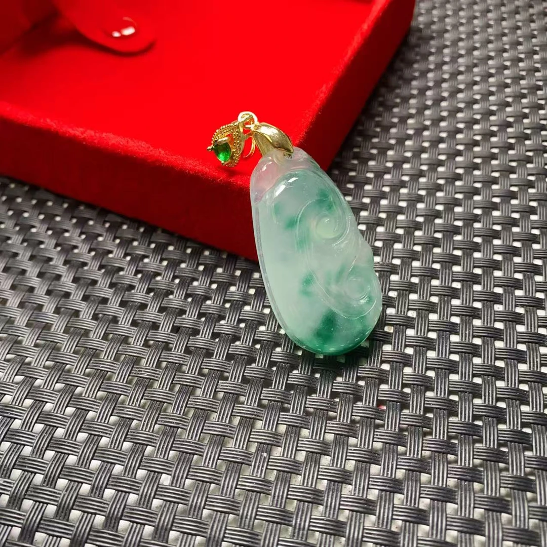 A204绿花如意吊坠