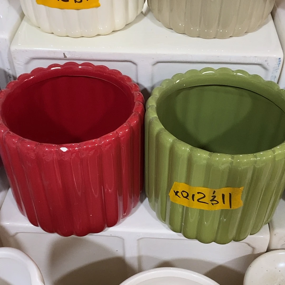 摆件陶盆有孔 瑕疵介意勿拍