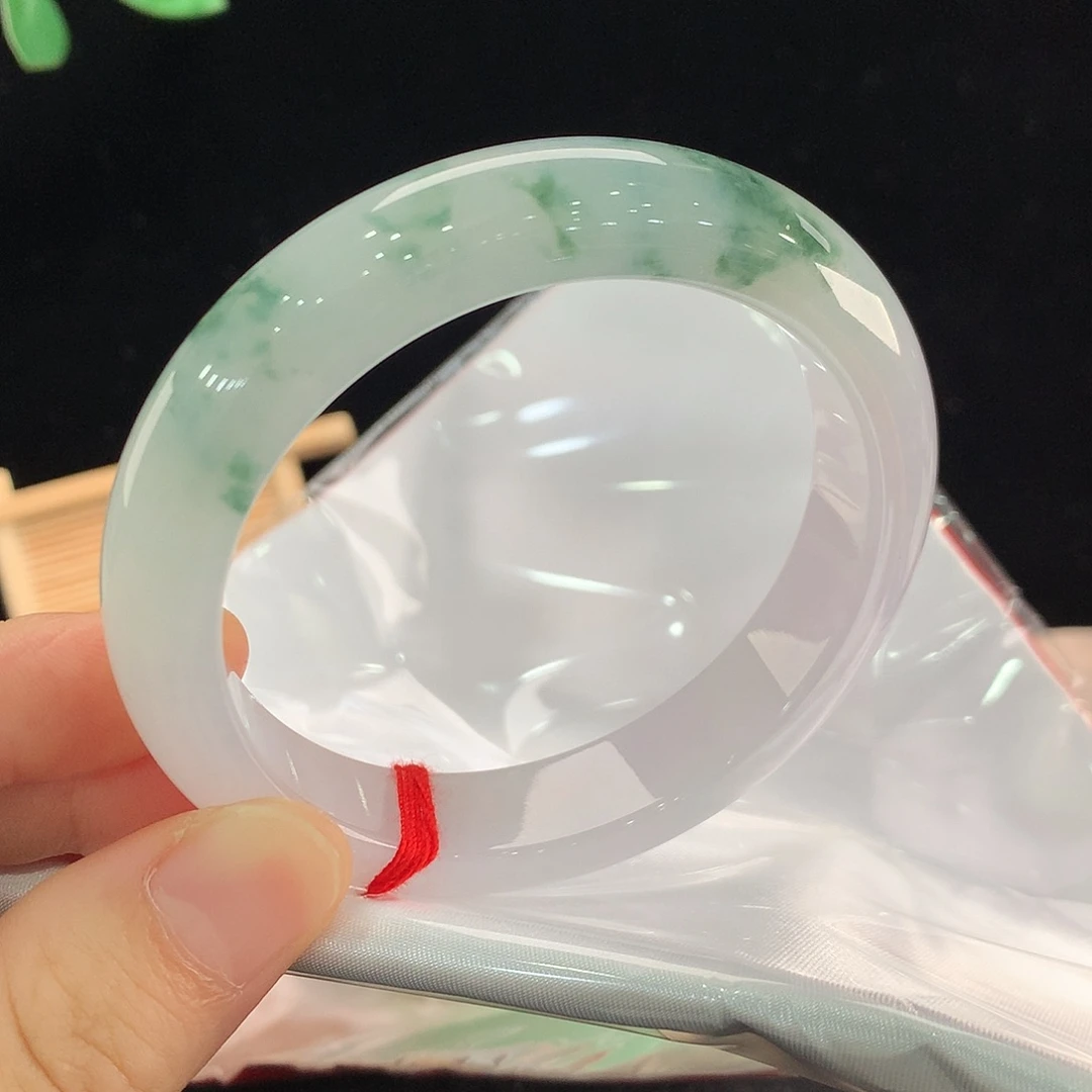 翡翠未镶嵌手镯0035