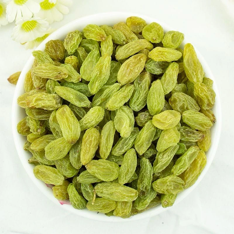 新疆吐鲁番绿宝石葡萄干自然风干无核干净无沙休闲零食