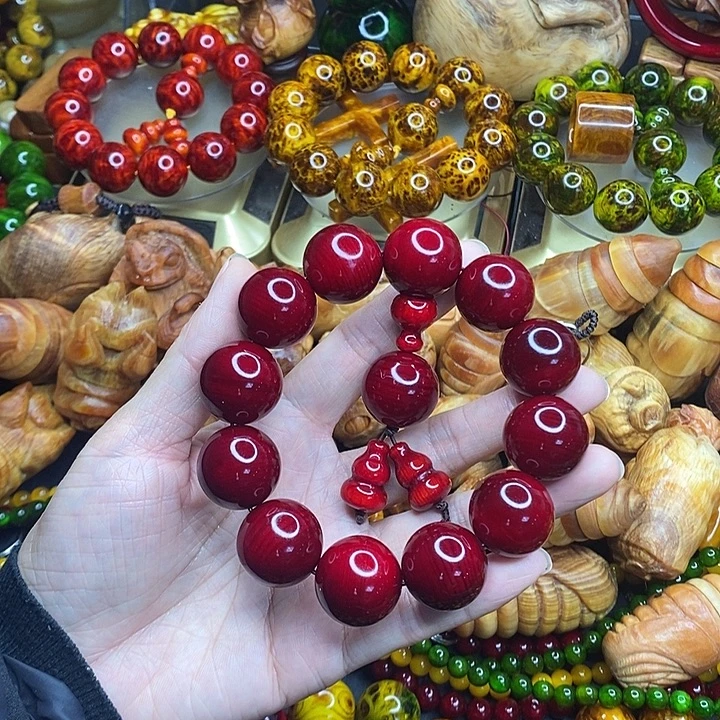 松木琥珀木文玩手串