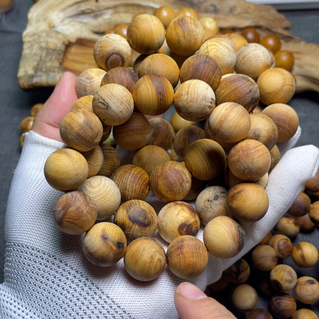 佚***名柏木（崖柏）太行5条毛珠瑕疵