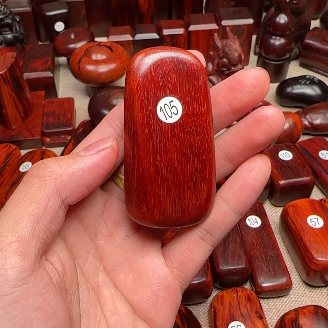 檀香紫檀（小叶紫檀）小**?