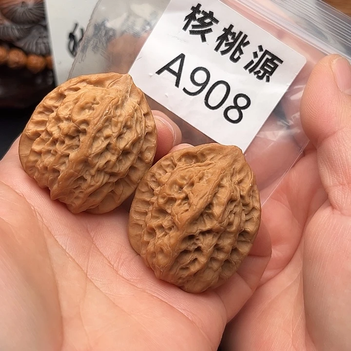 文玩核桃吊坠佛肚38