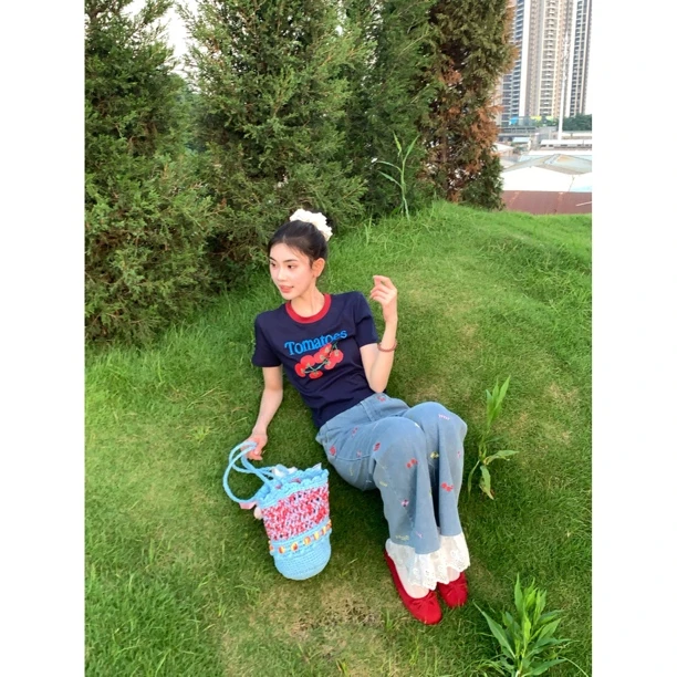 【赵小小&心动降临】28322 夏季复古番茄印花短袖撞色正肩修身上衣