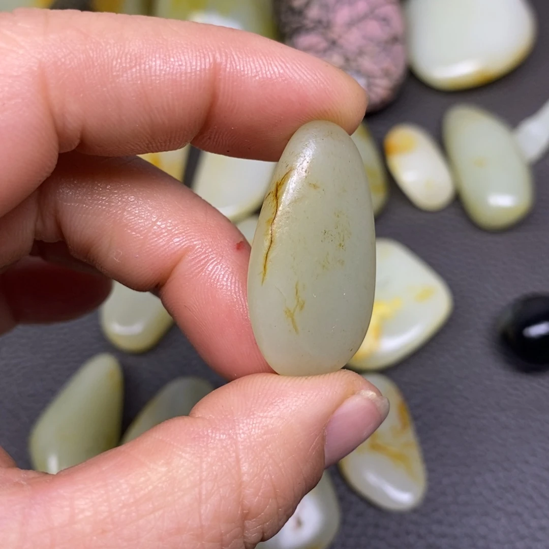 和田玉挂件^_^未镶嵌