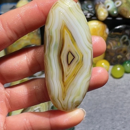 【闪购商品】玛瑙珠宝奇石未镶嵌冰***9