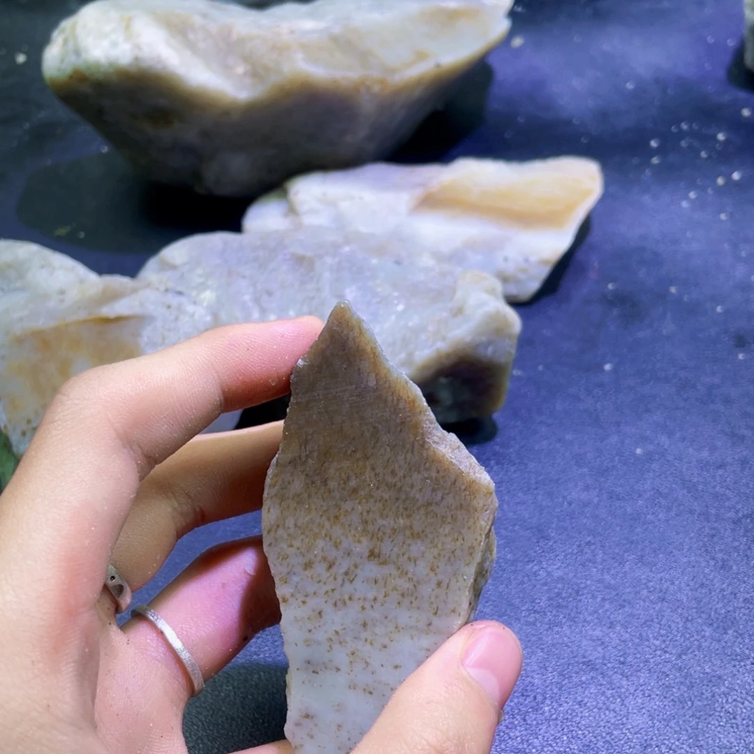 未镶嵌和田玉珠宝半成品