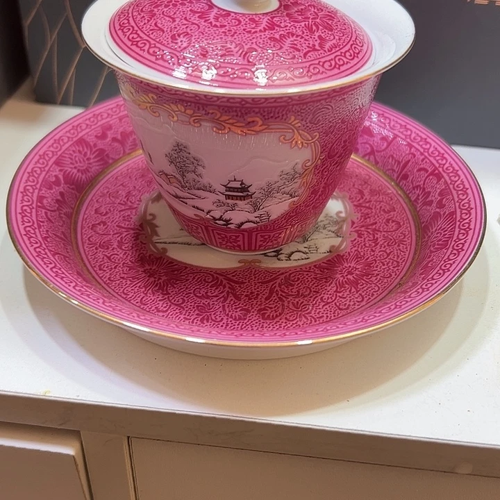 全品相三财盖碗一件