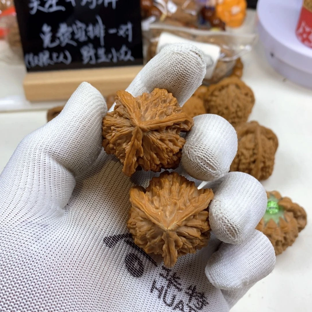 p****R文玩核桃手把件36盘山三棱