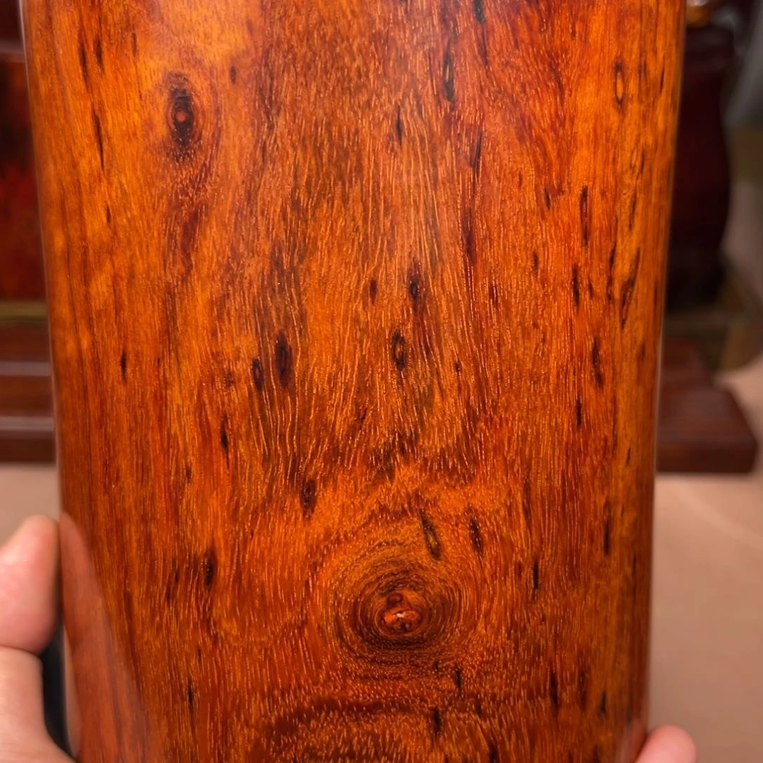 檀香木雕**光小叶紫檀笔筒