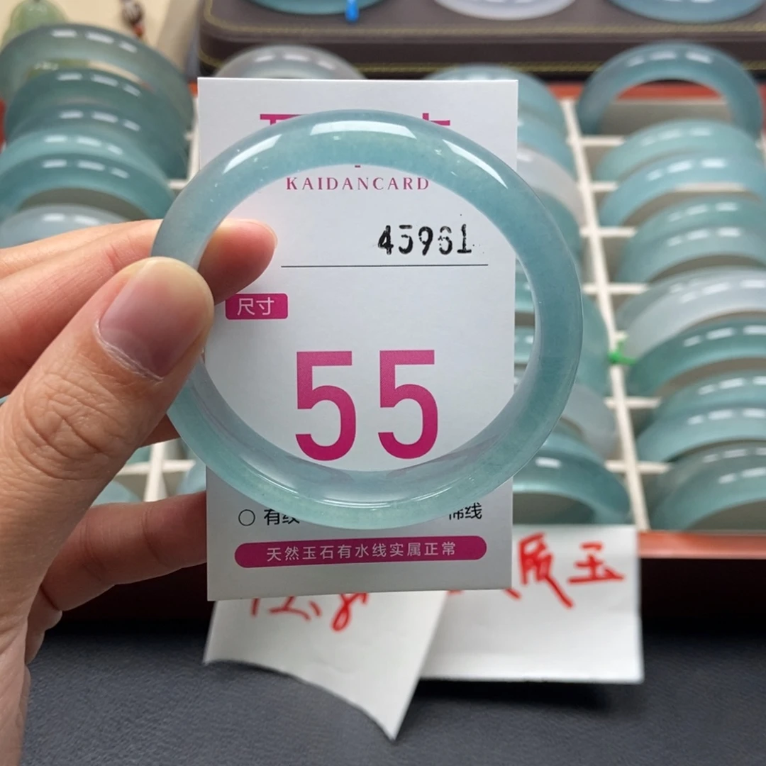未镶嵌手镯石英质玉