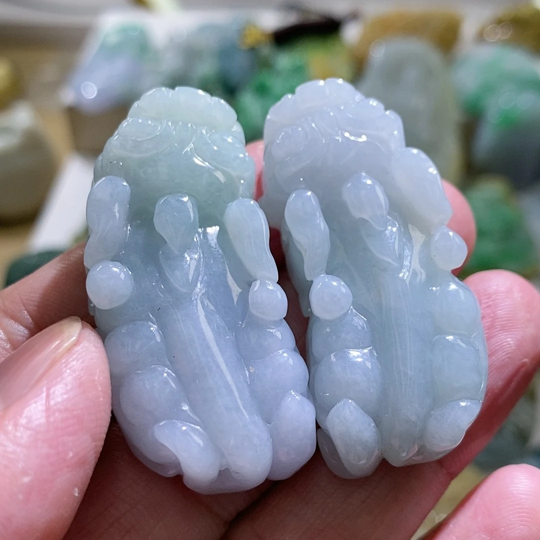 【闪购商品】翡翠颈饰未镶嵌11111111111111